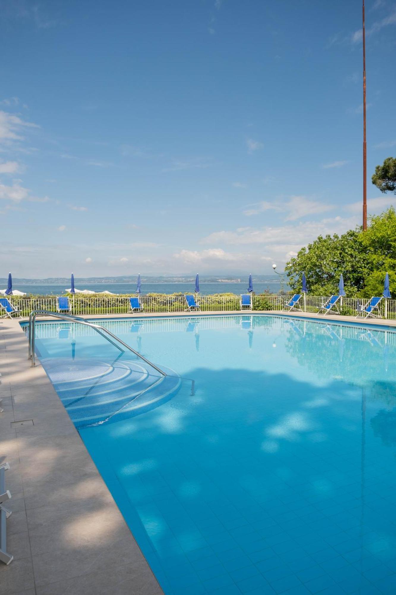 Hotel Vela D'Oro Dependence バルドリーノ エクステリア 写真