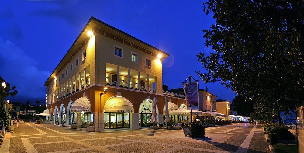 Hotel Vela D'Oro Dependence バルドリーノ エクステリア 写真