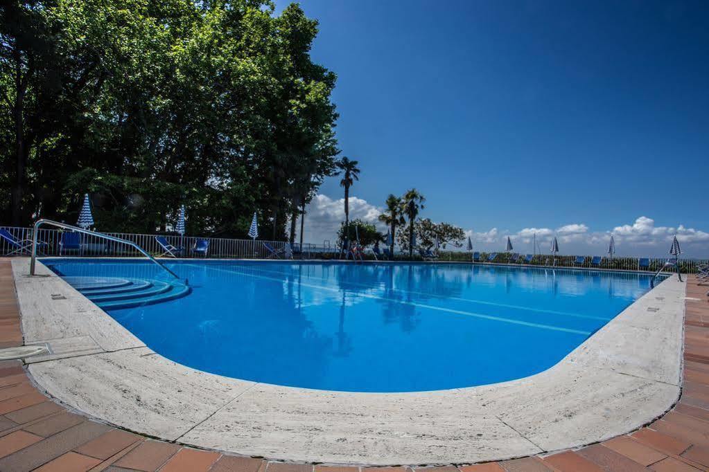 Hotel Vela D'Oro Dependence バルドリーノ エクステリア 写真